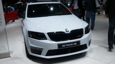 Skoda Octavia VRS 230获得电源和设备提升