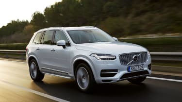 沃尔沃XC90 T8：来自新的双引擎模型的134.5MPG和407小时