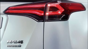 更新丰田RAV4将获得混合动力系