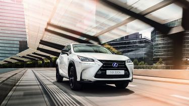 新雷克萨斯NX 300H运动在最新的lexus范围更新中