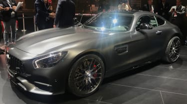 新的梅赛德斯-AMG GT C Coupe加入底特律的范围