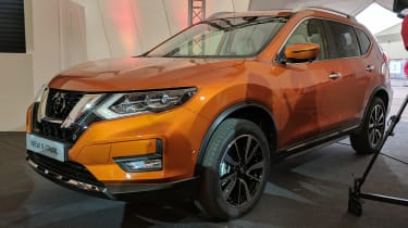 日产X-TRAIL SUV：整容模型透露微妙的新外观