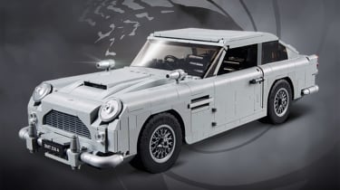 Lego James Bond Aston Martin DB5使用喷射器座位发射