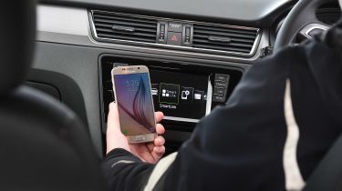 新标准意味着智能手机很快就更换汽车键