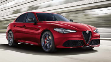 Alfa Romeo Giulia Veloce Ti修剪与Stelvio更新一起添加