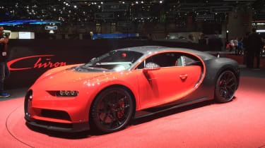 新的Bugatti Chiron Sport制作日内瓦2018年首次亮相与锐利的设置