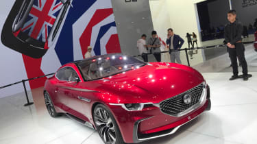 令人惊叹的全电动MG E-Motion Coupe将到2021年来到英国