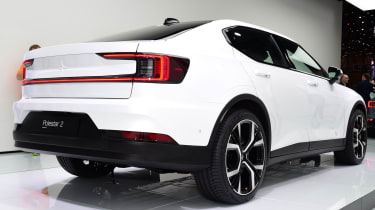 新的2020 Polestar 2：特斯拉模型的推出版UK价格3竞争对手透露