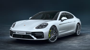 新保时捷Panamera Turbo S E-Hybrid透露了690bhp