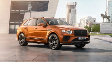 Bentley Bentayga现已推出散定靠垫和定制高尔夫球袋