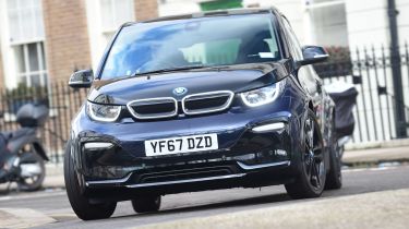 BMW I3价格削减了新的插件汽车补助金