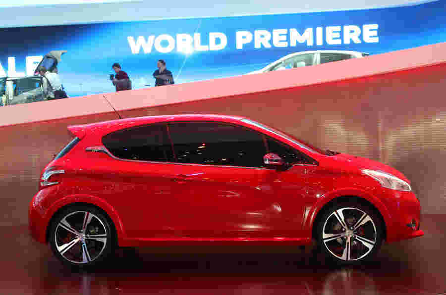 208 GTI：“最好或我们忘记它”