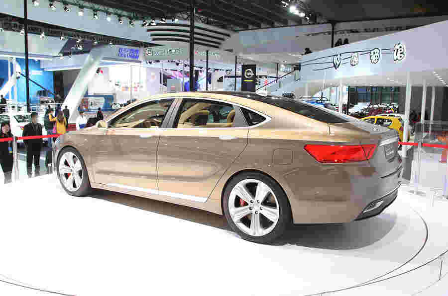 Geely Emgrand KC：上海电机展2013