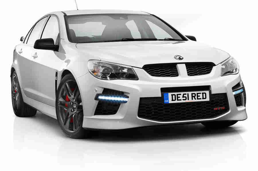 新的增压Vauxhall vxr8建于我们