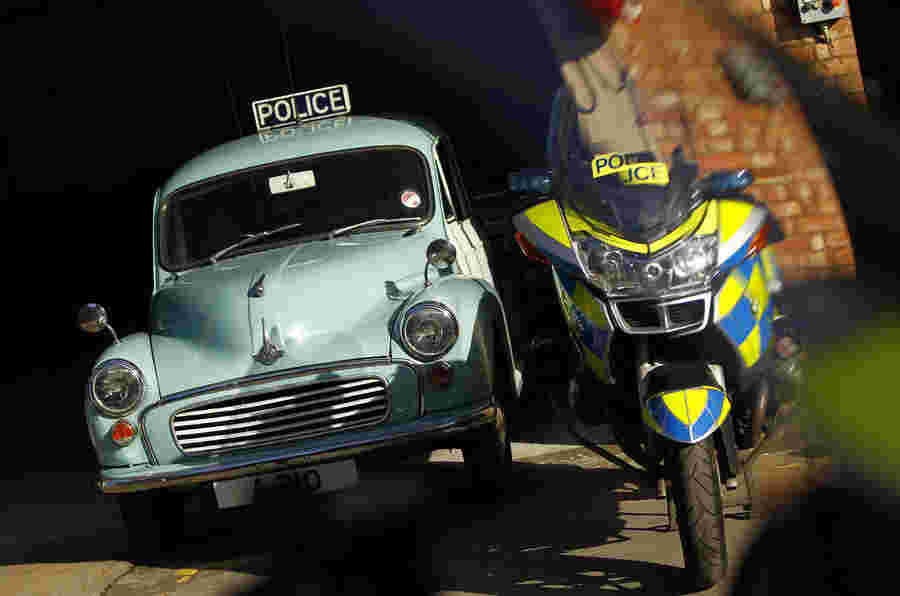 大都会警察的历史悠久的车辆系列Moves首页 - 图片特殊图片