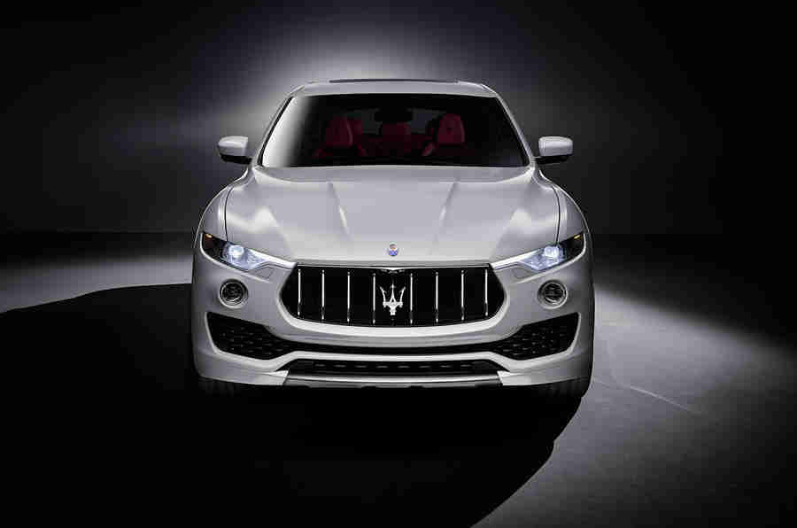 2016 Maserati Levante SUV在官方图像中显示