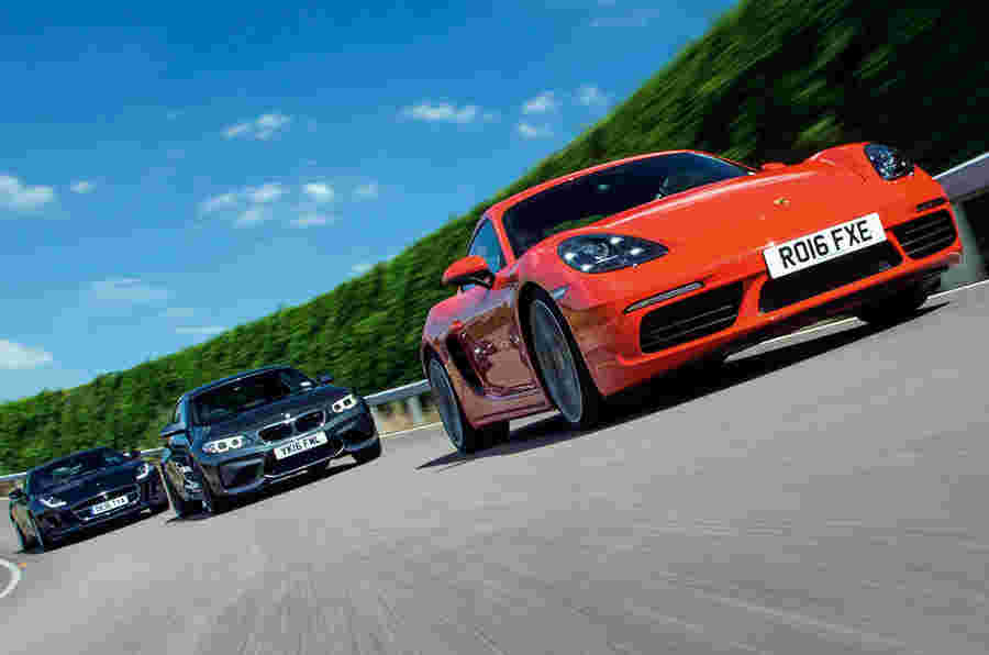 保时捷718 Cayman S VS BMW M2 VS Jaguar F类型：豪华跑车的战斗