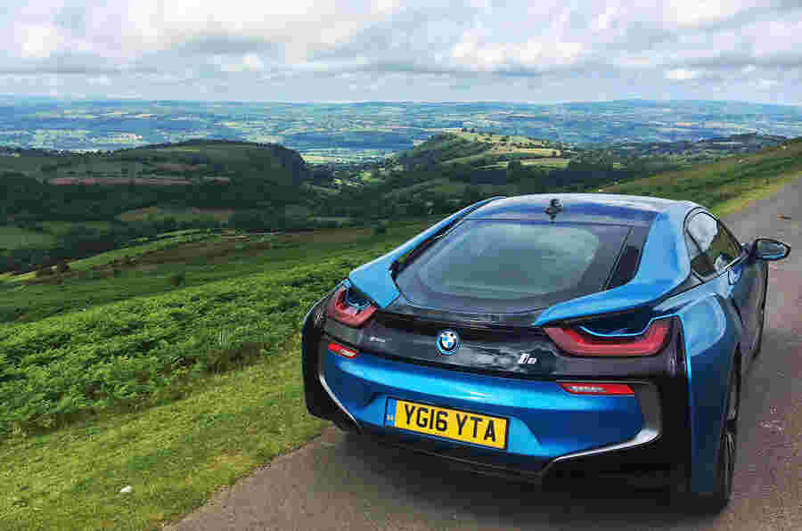 BMW I8长期测试评论：600英里的公路旅行