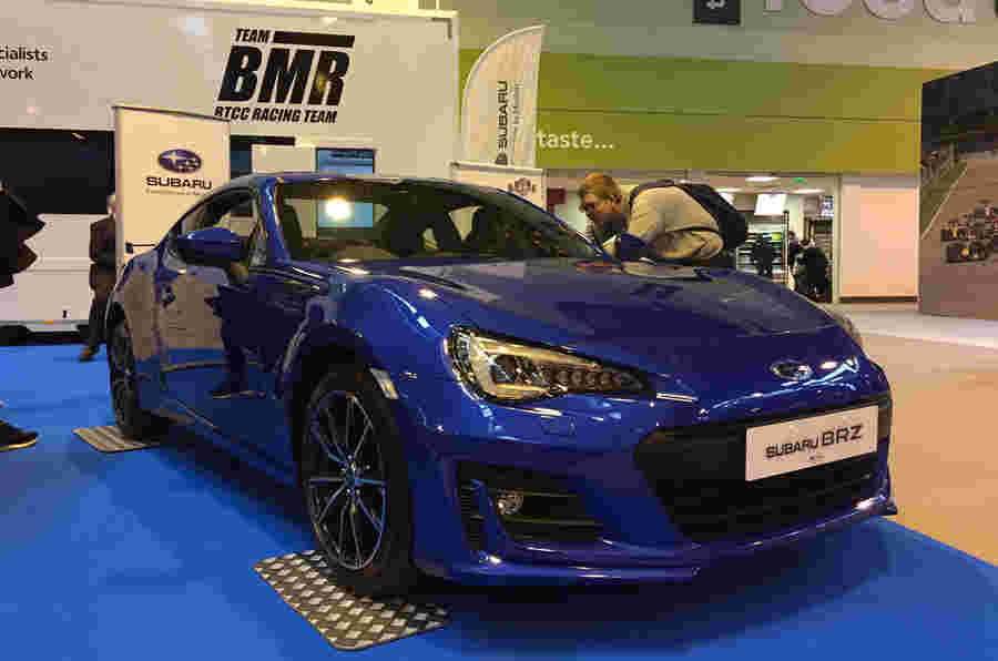 更新的Subaru BRZ让英国亮相AutoSport International