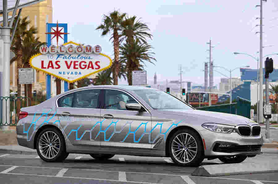 自主BMW 7系列模型在今年的公共道路上测试