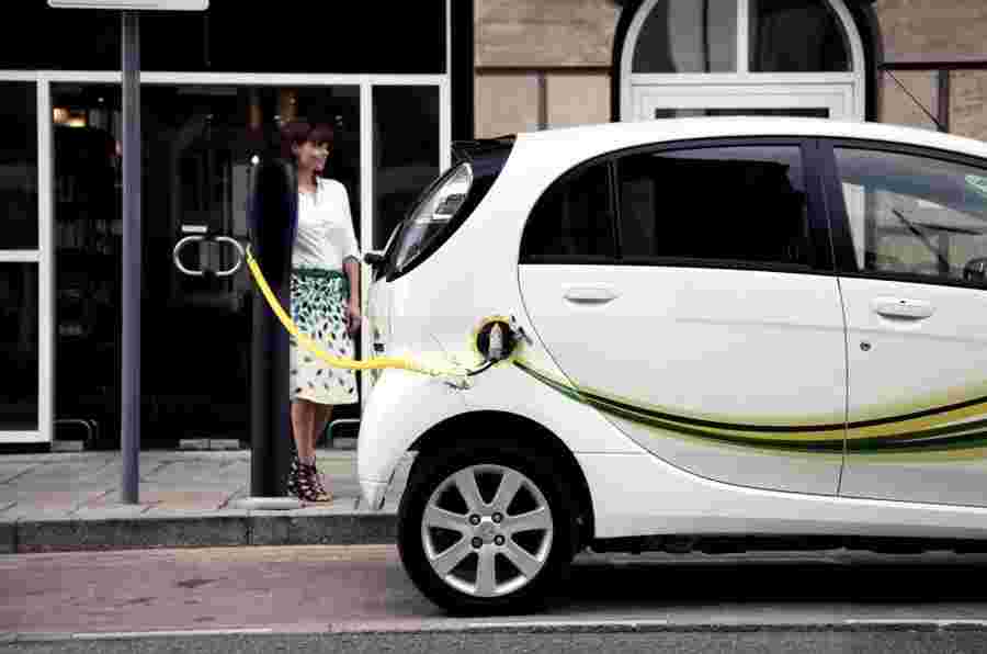 2020年伦敦获得1500名新住宅电动汽车充电点