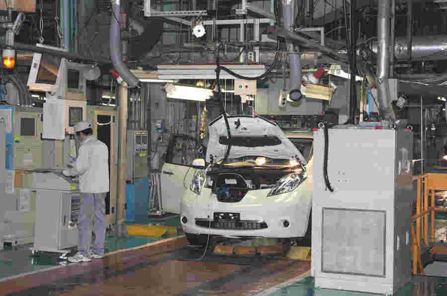 日产暂停了日本的所有车辆生产