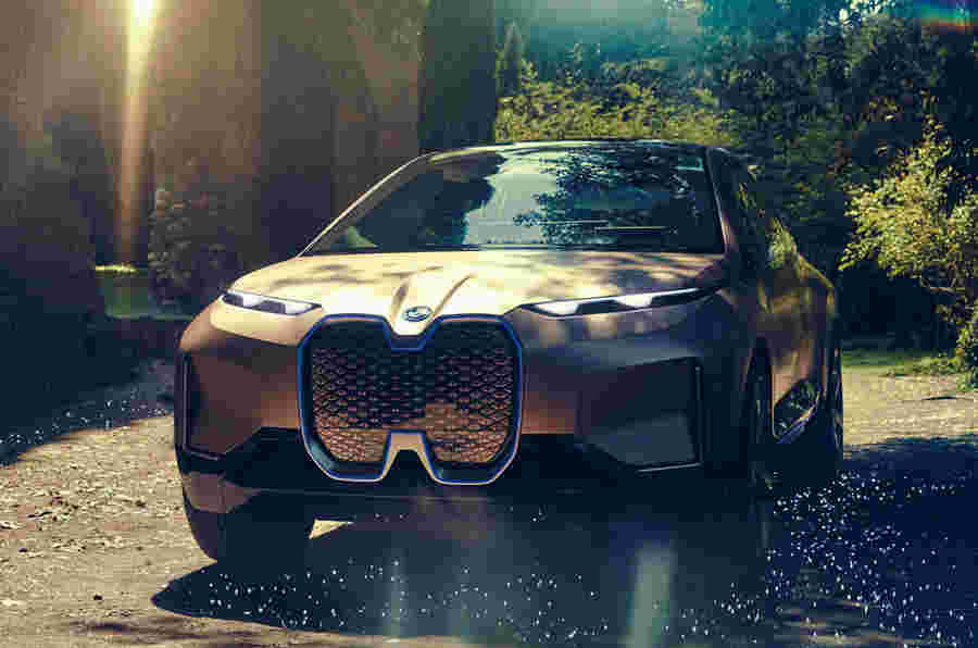 BMW Vision忘记设计师对品牌标识的大胆格栅表示