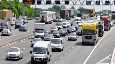 英国获得900车道的英里额外的高速公路和'A'路2021