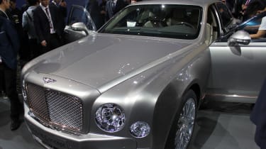 Bentley混合概念在北京透露