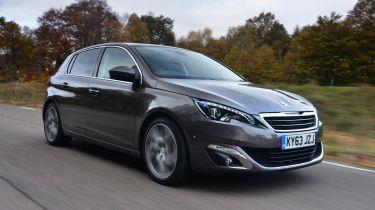 Peugeot 308获得节俭1.2升汽油